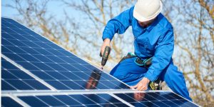 Installation Maintenance Panneaux Solaires Photovoltaïques à Oyeu